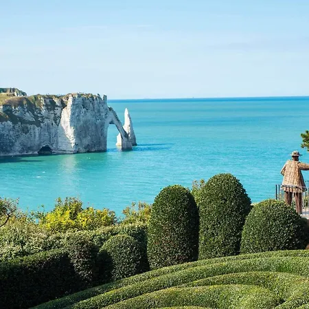 Reve D'etretat ボルドー・サン・クレール